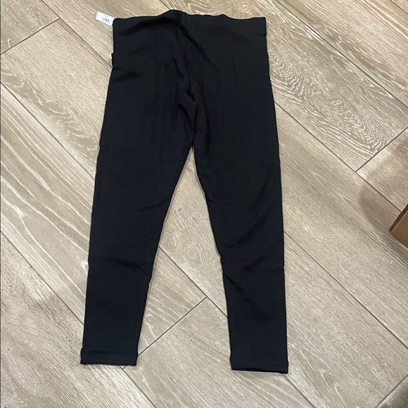 Old Navy Classic Fleece Lined Black Leggings (BD) - Picture 6 of 6